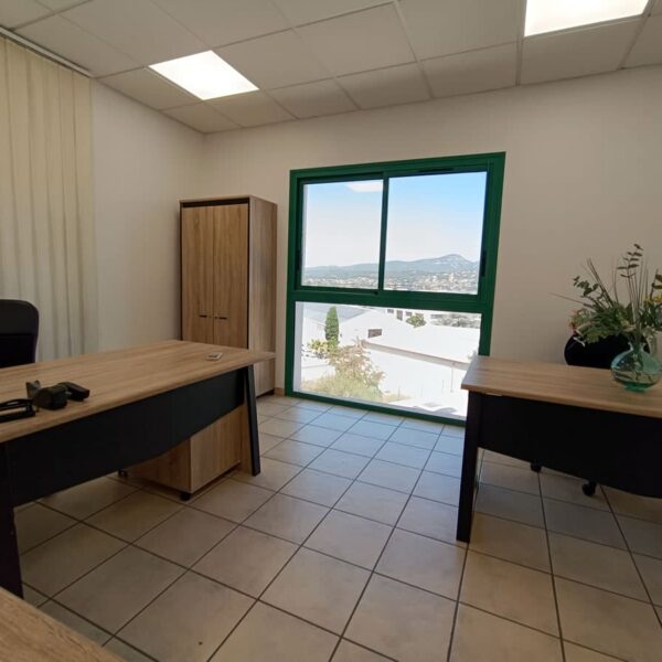 Coworking toulon location bureau moyen