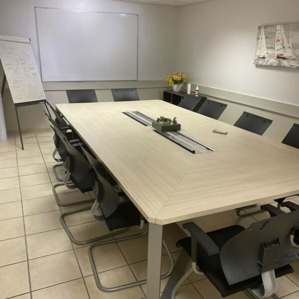 Coworking toulon salle de reunion